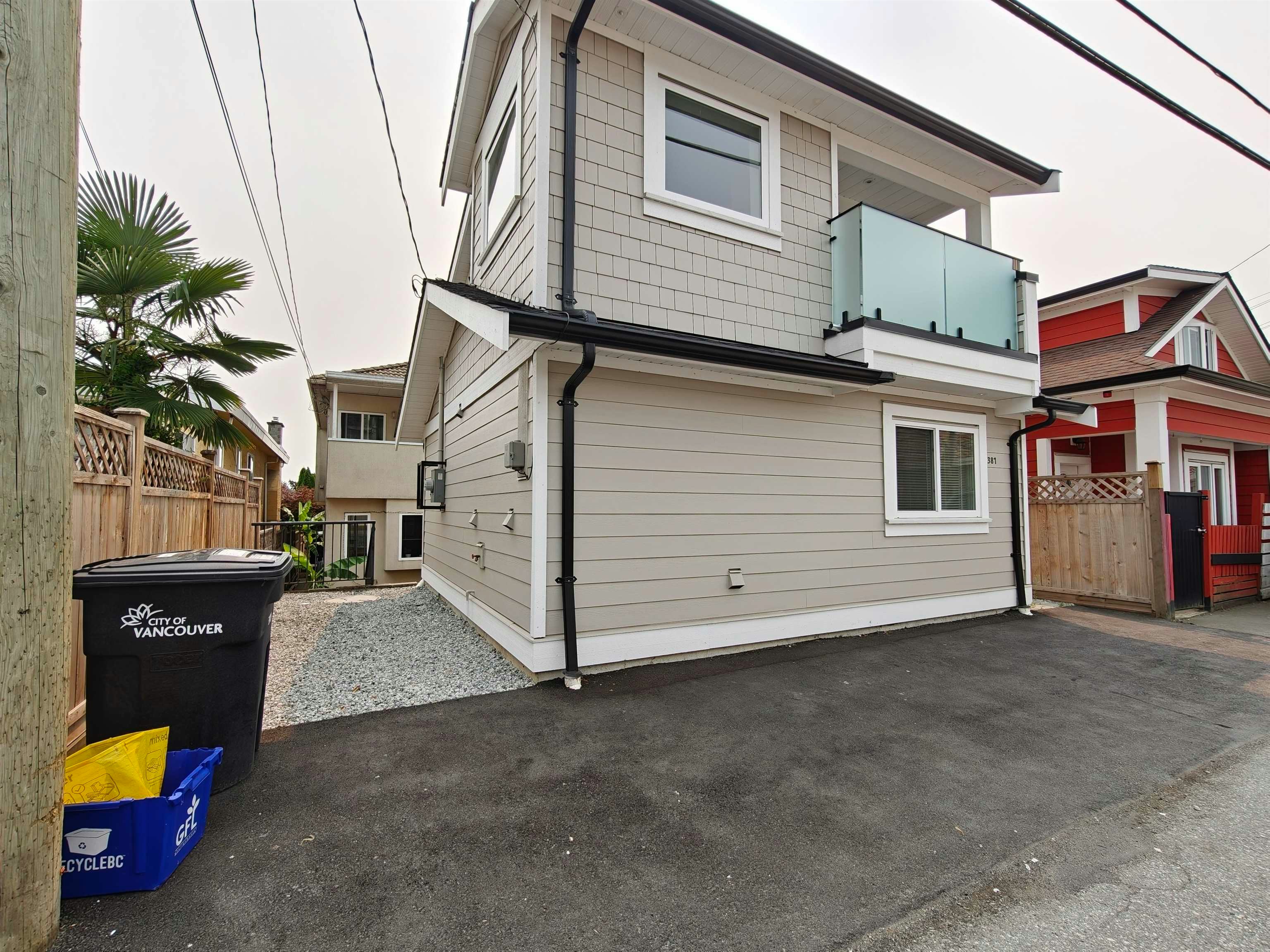 3-381 E 57 Avenue, Vancouver, BC, V5X 1S6