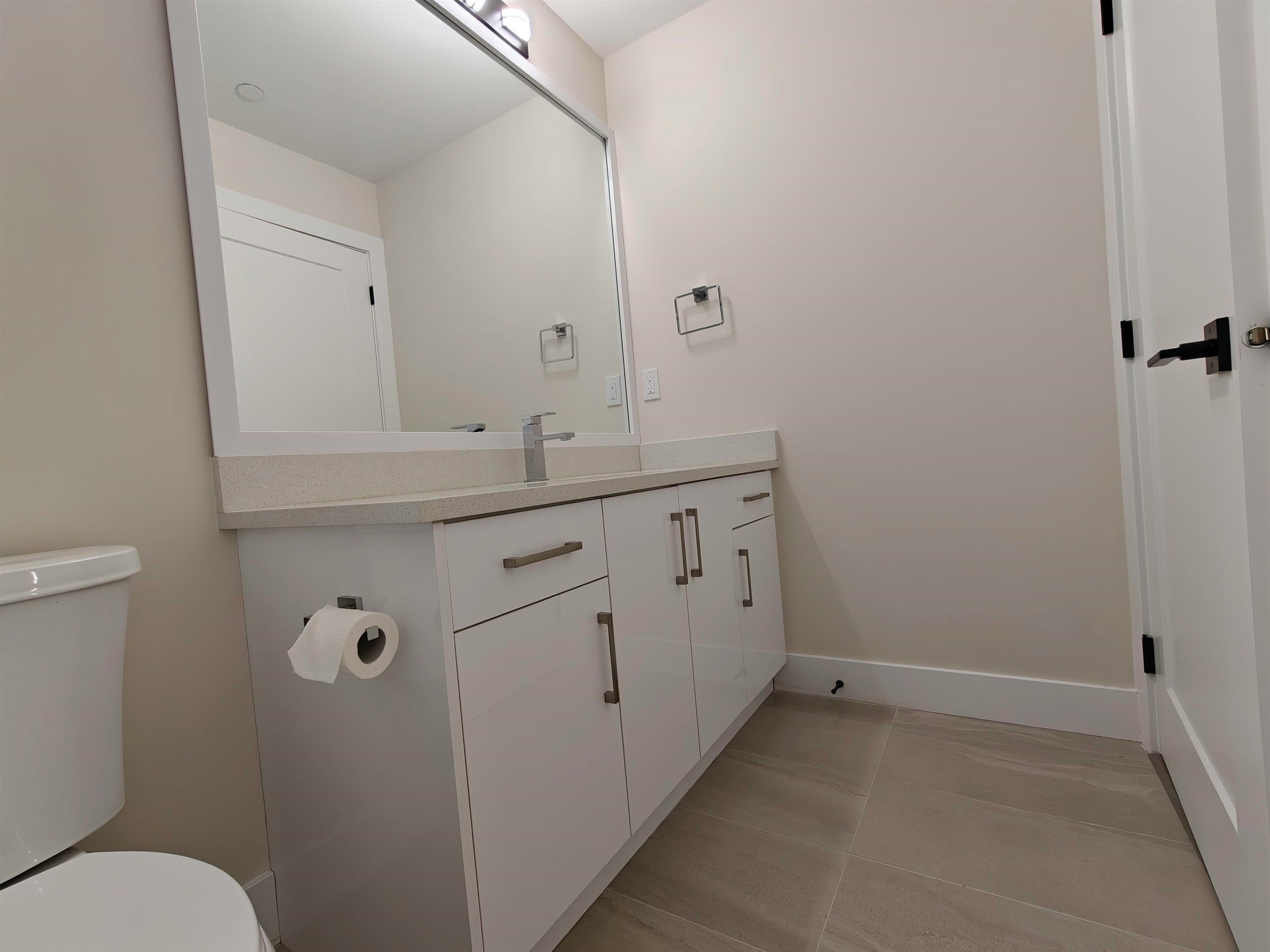 3-381 E 57 Avenue, Vancouver, BC, V5X 1S6 - 23