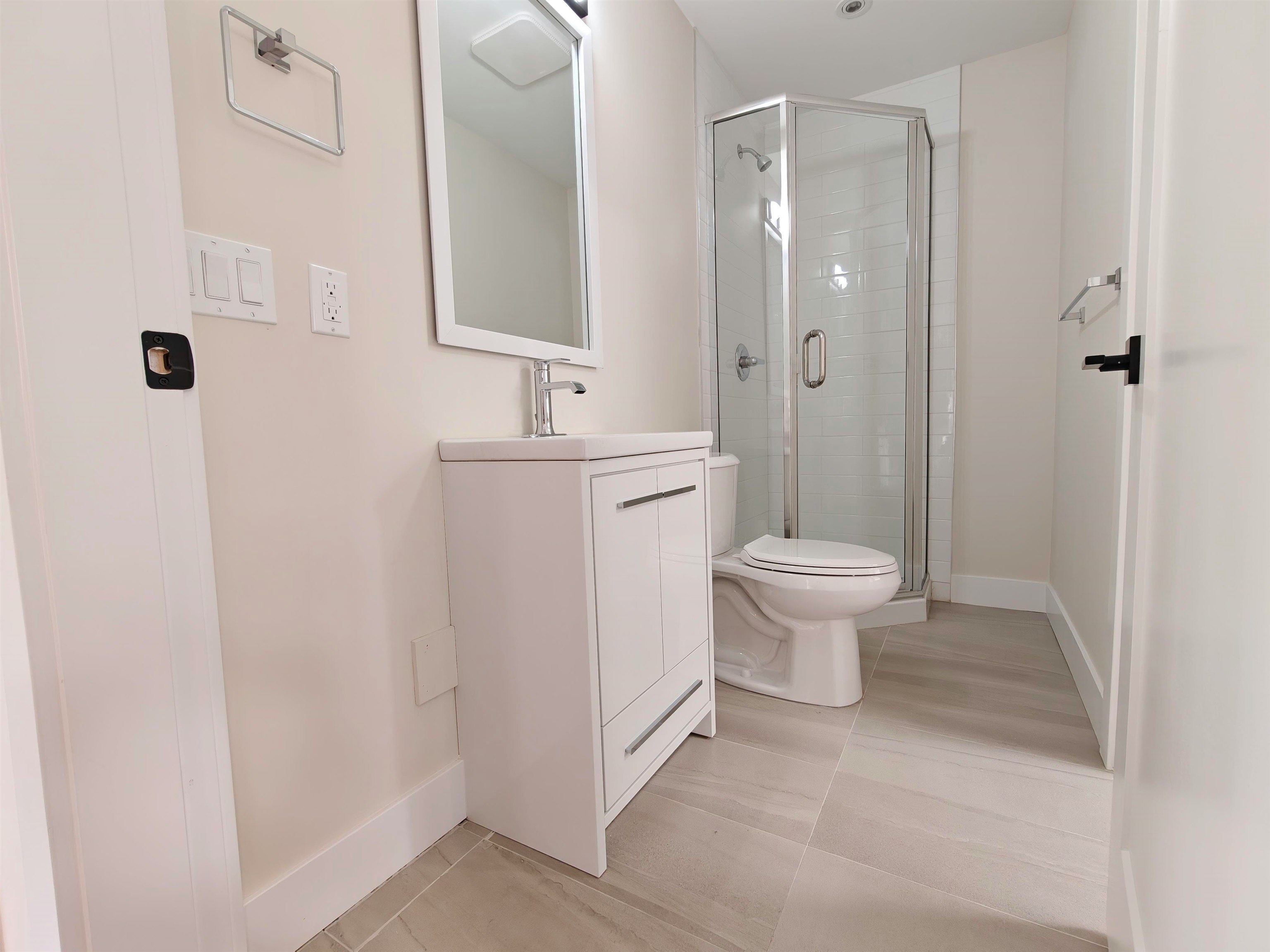 3-381 E 57 Avenue, Vancouver, BC, V5X 1S6 - 13