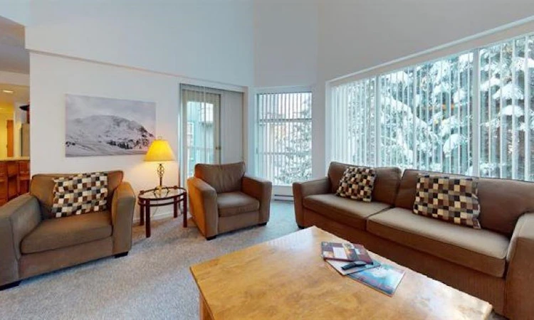 419-4910 Spearhead Place