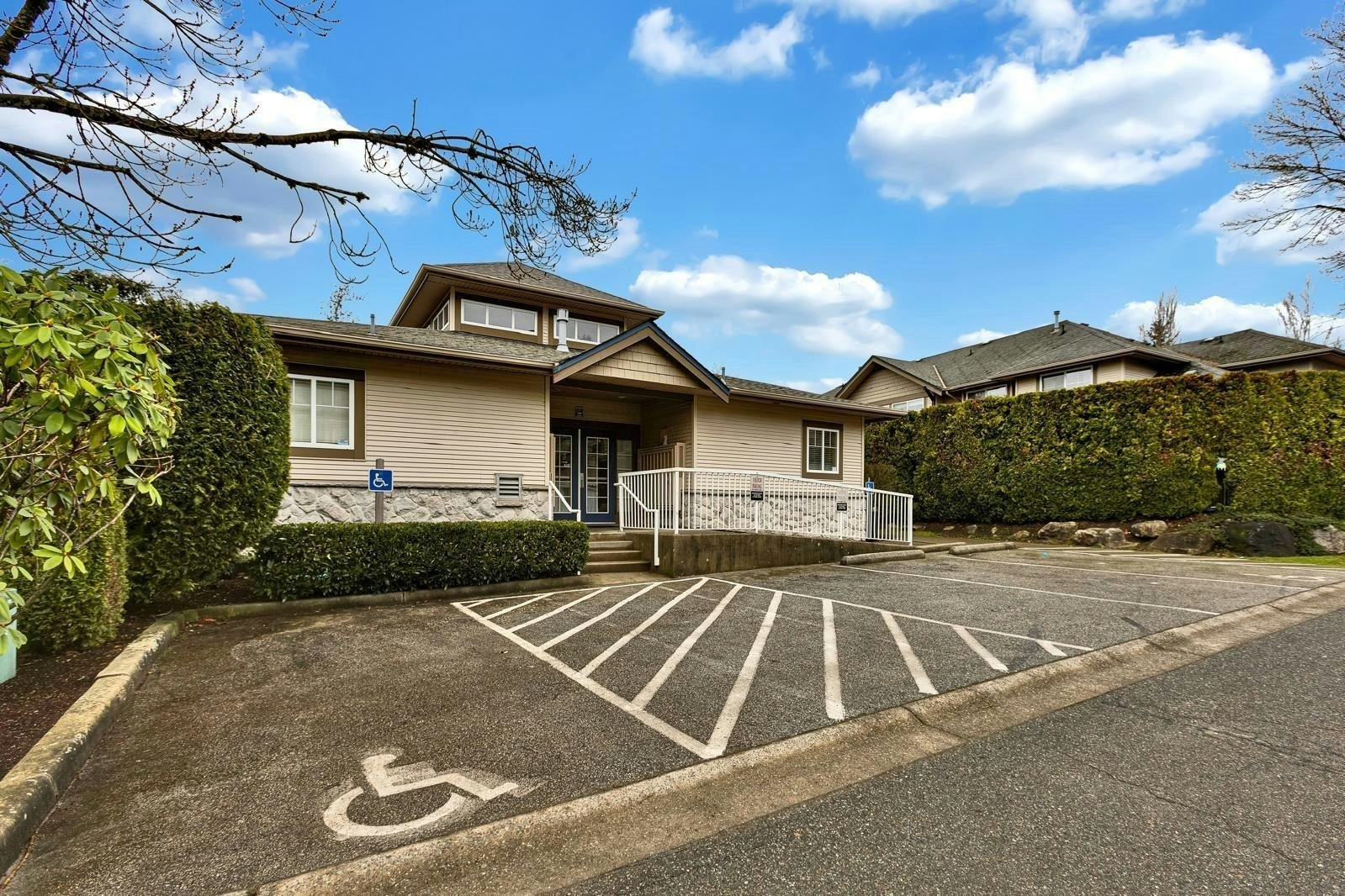 55-8888 151 Street, Surrey, BC, V3R 0Z9 - 11