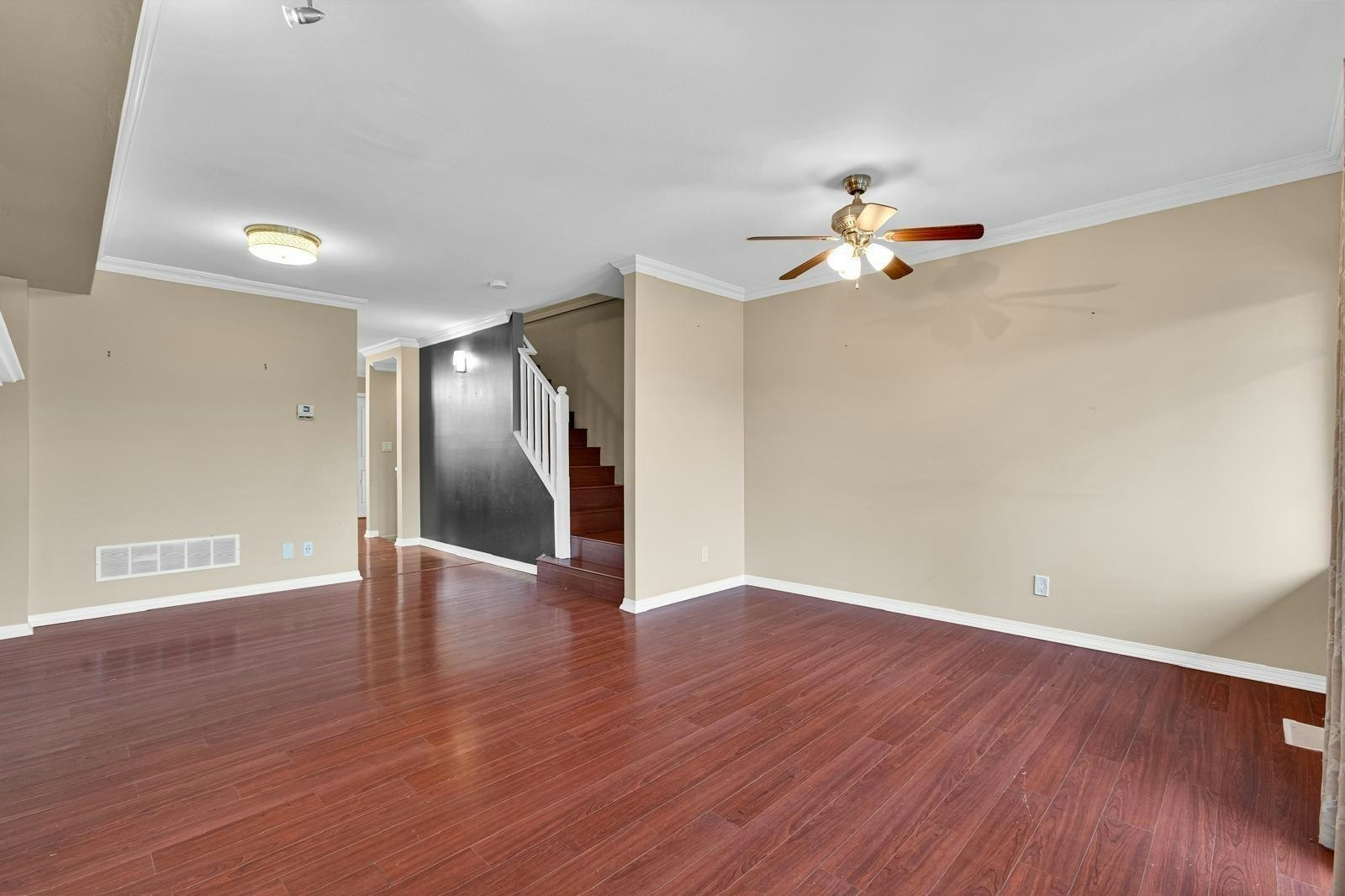 55-8888 151 Street, Surrey, BC, V3R 0Z9 - 2