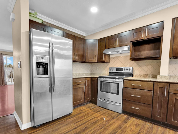 55-8888 151 Street, Surrey, BC, V3R 0Z9 - 8