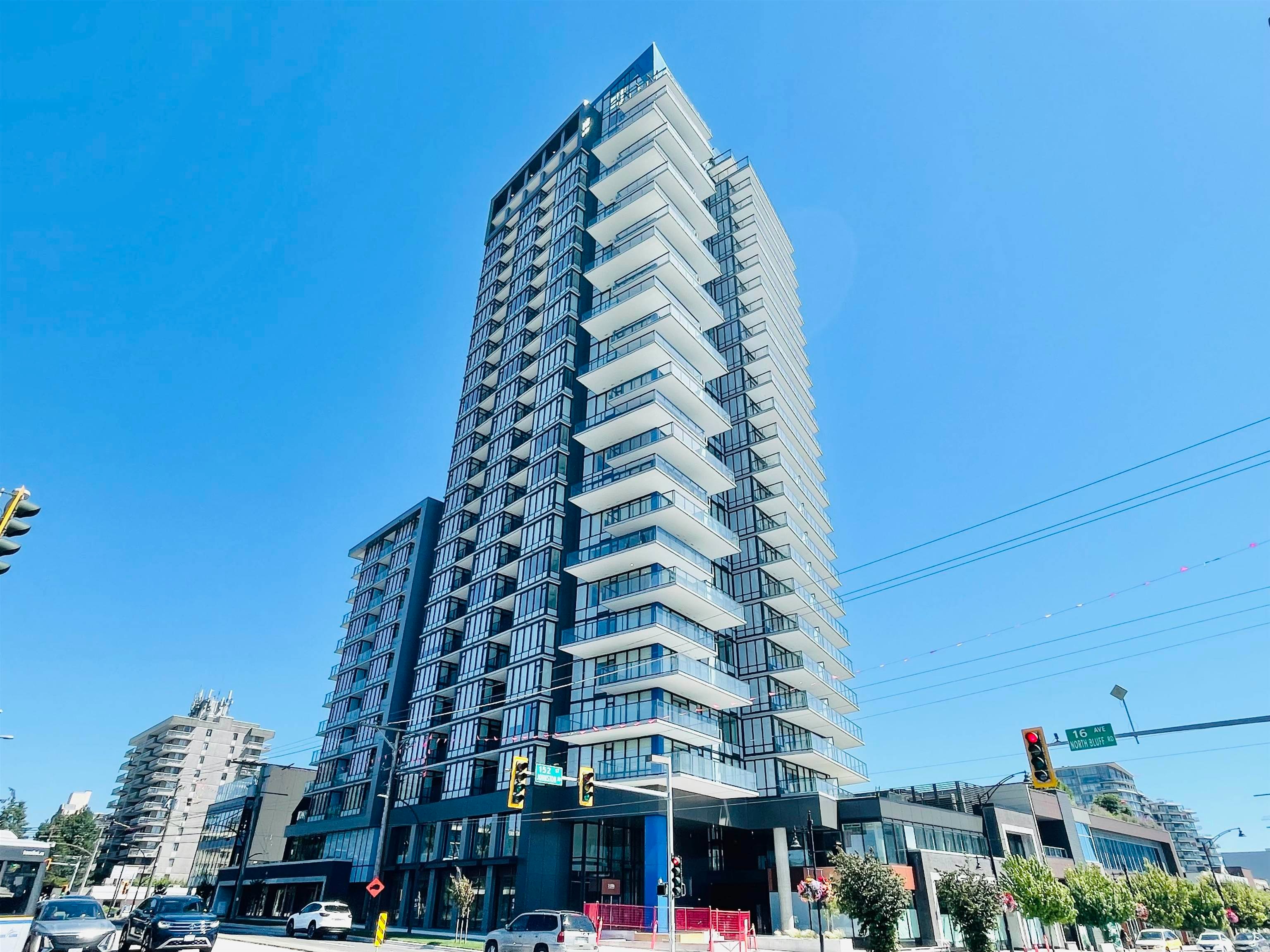 303-1588 Johnston Road, Surrey, BC, V4B 0C5