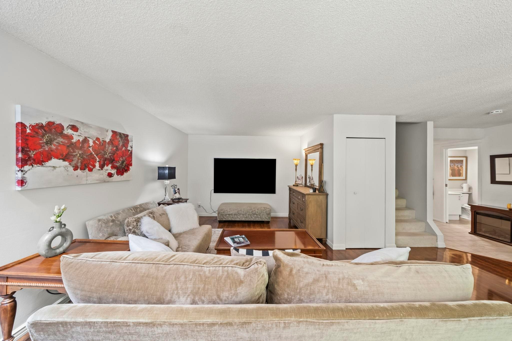 30-9101 Forest Grove Drive, Burnaby, BC, V5A 3Z5 - 9