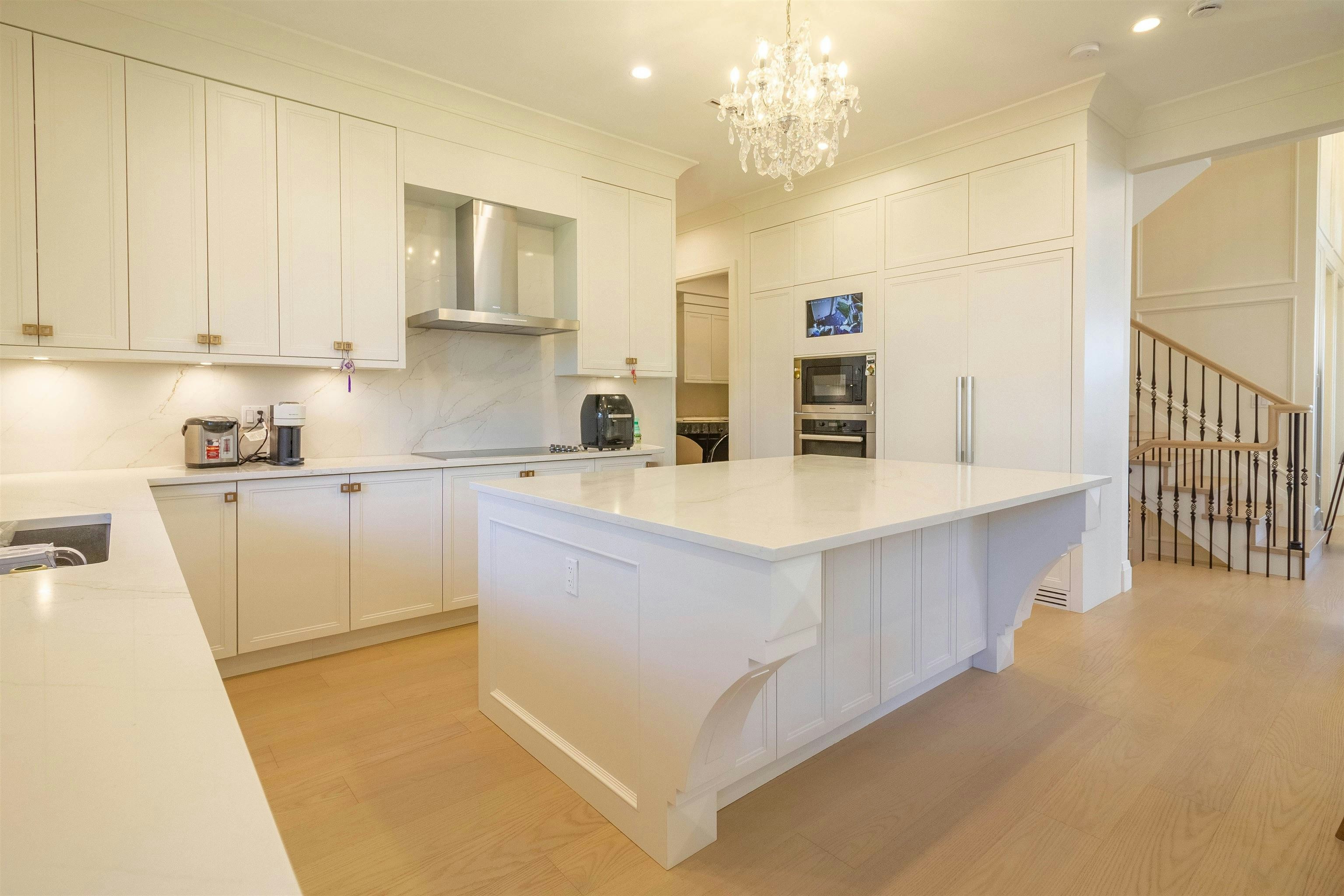 3907 Hertford Street, Burnaby, BC, V5G 2R5 - 14