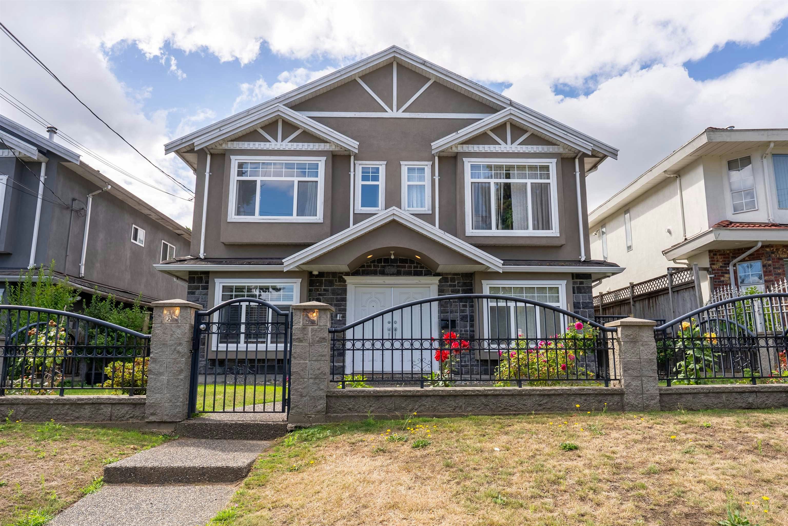 3796 Price Street, Burnaby, BC, V5G 2K8