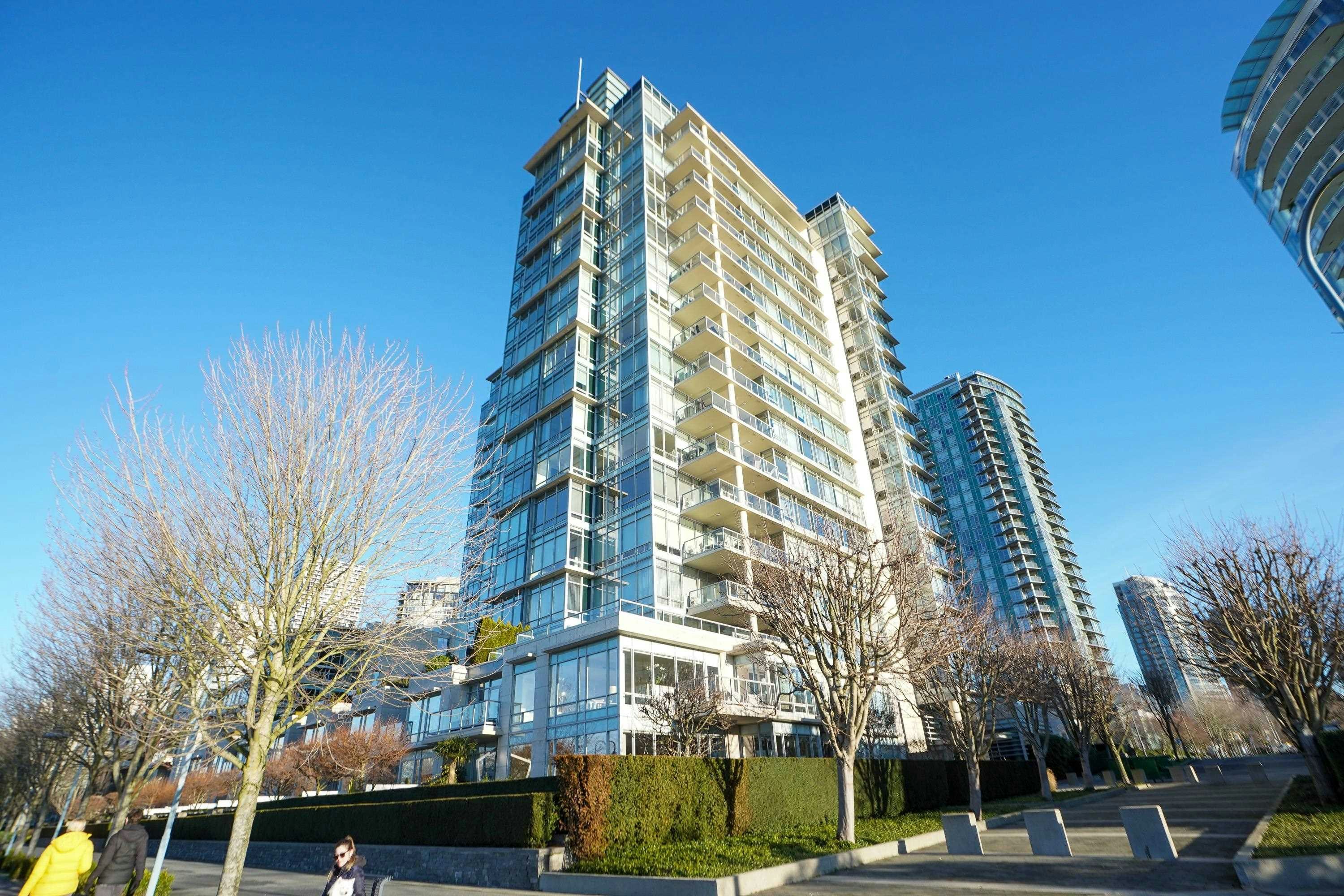 701-426 Beach Crescent, Vancouver, BC, V6Z 3E9