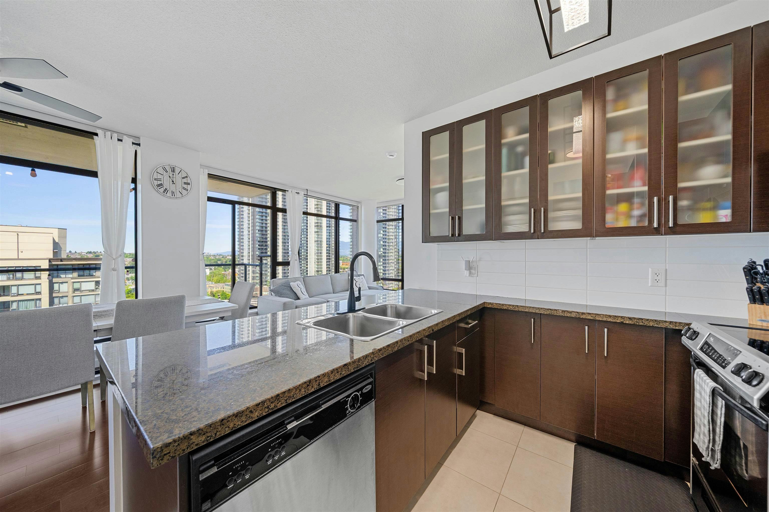 1801-4250 Dawson Street, Burnaby, BC, V5C 4B1 - 14