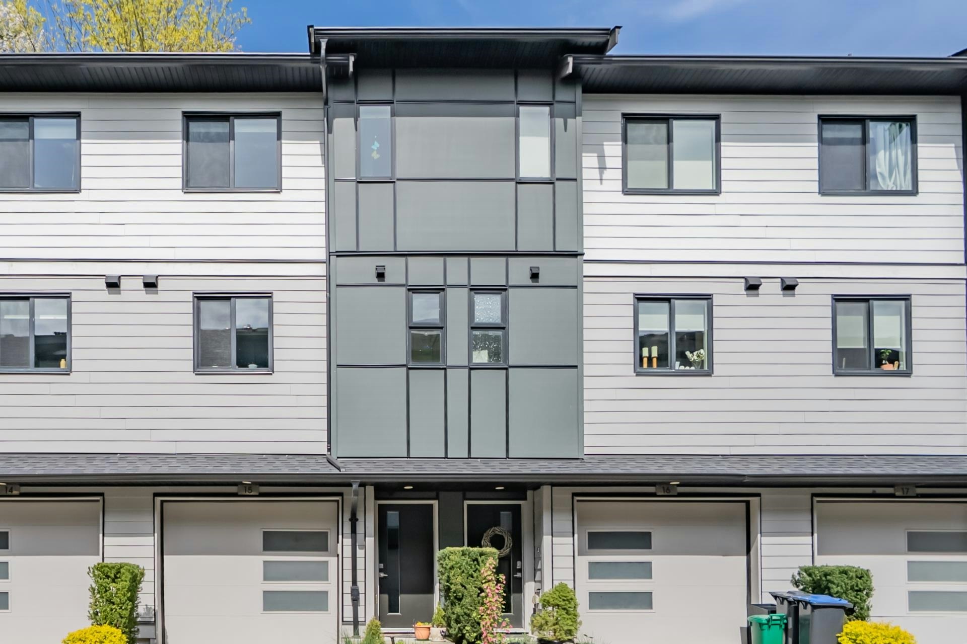 15-34825 Delair Road, Abbotsford, BC, V2S 0J7