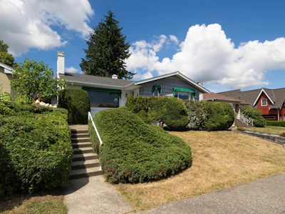 335 Churchill Avenue - 2
