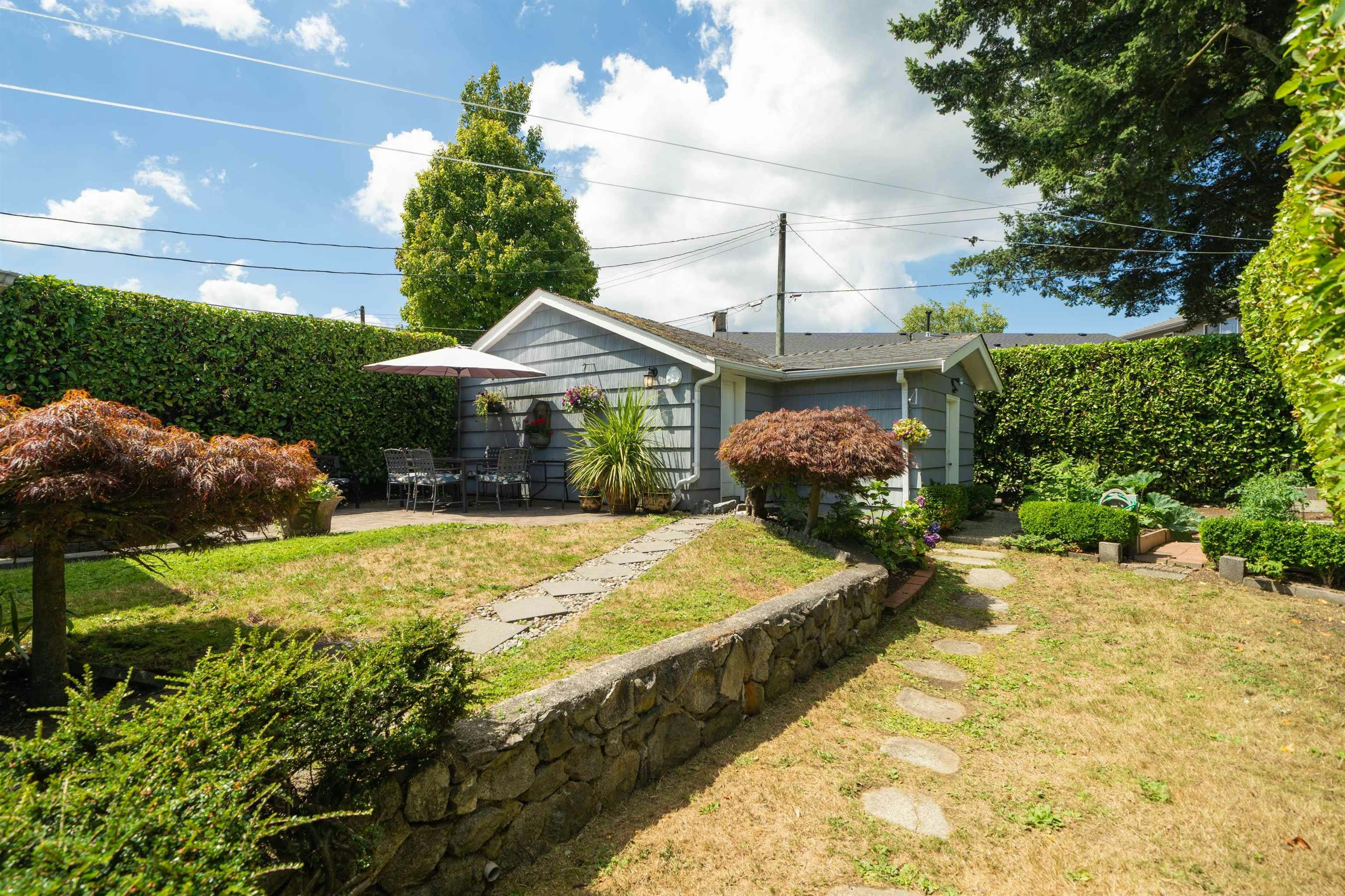 335 Churchill Avenue - 3