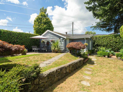 335 Churchill Avenue - 3