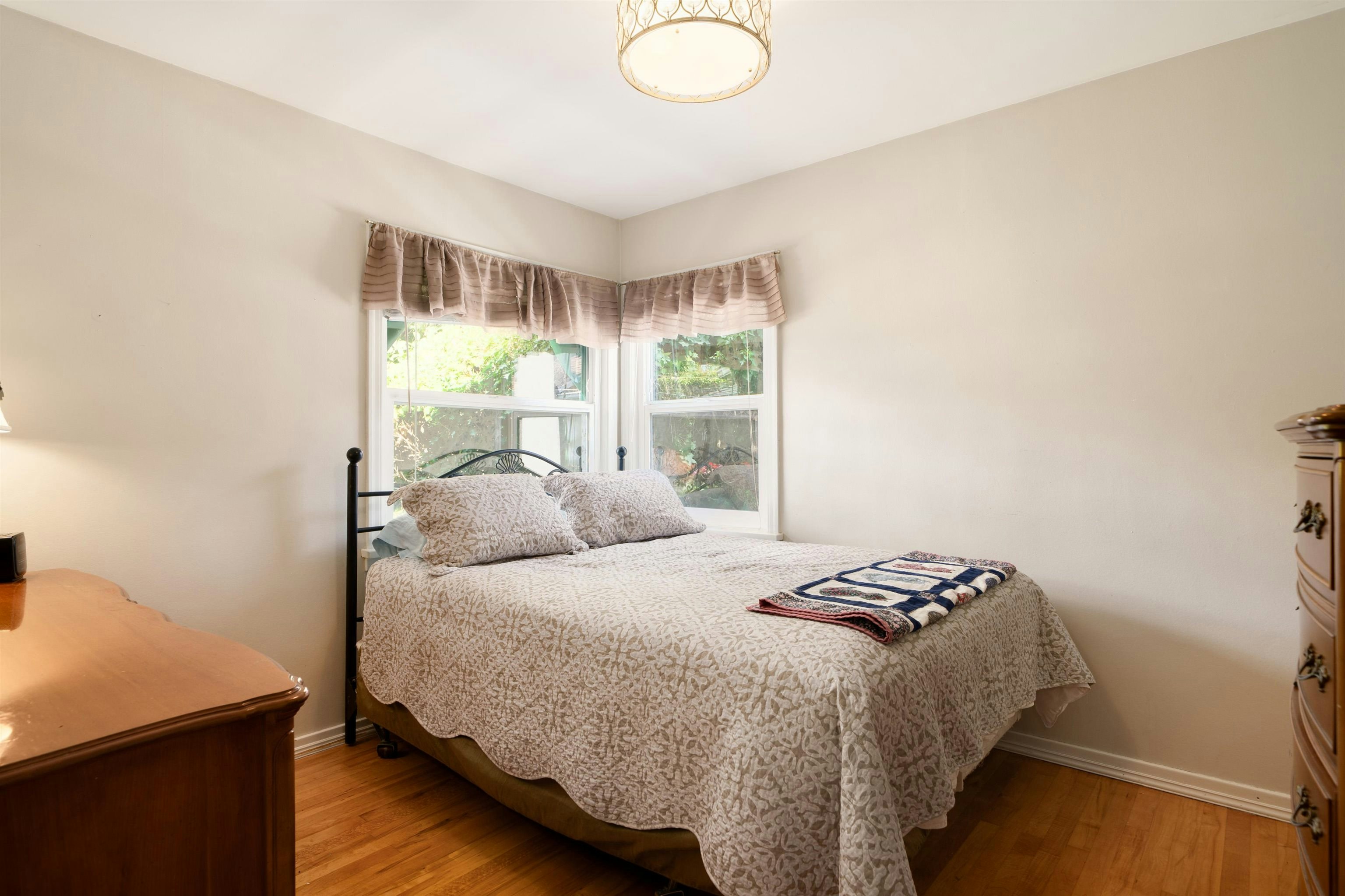 335 Churchill Avenue, New Westminster, BC, V3L 4P5 - 21
