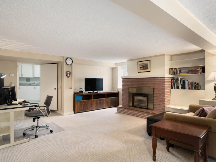 335 Churchill Avenue, New Westminster, BC, V3L 4P5 - 28