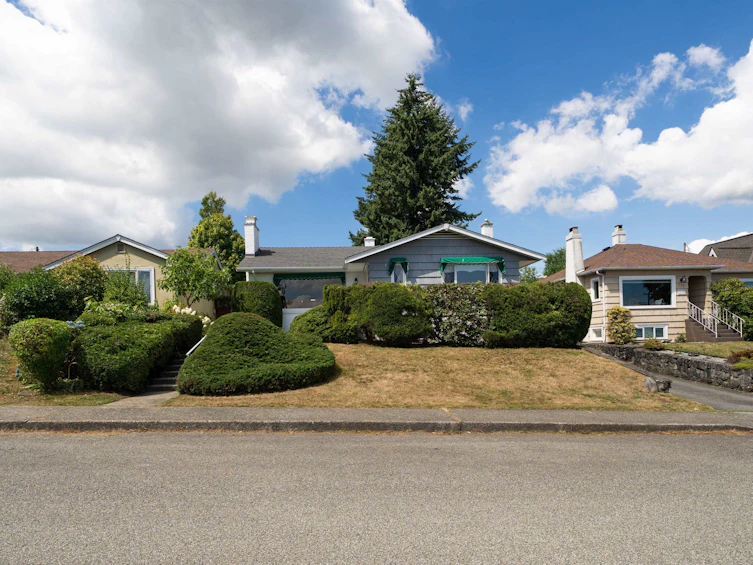 335 Churchill Avenue, New Westminster, BC, V3L 4P5 - 38