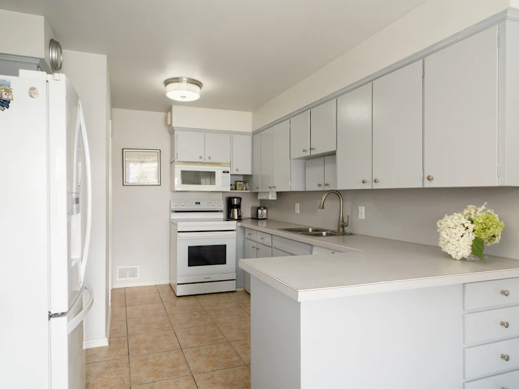 335 Churchill Avenue, New Westminster, BC, V3L 4P5 - 20