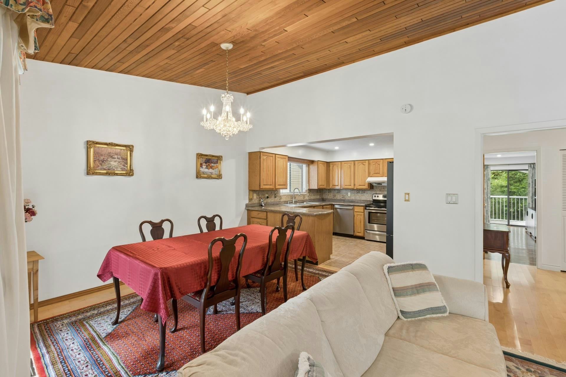 5609 White Pine Lane, North Vancouver, BC, V7R 4S1 - 11