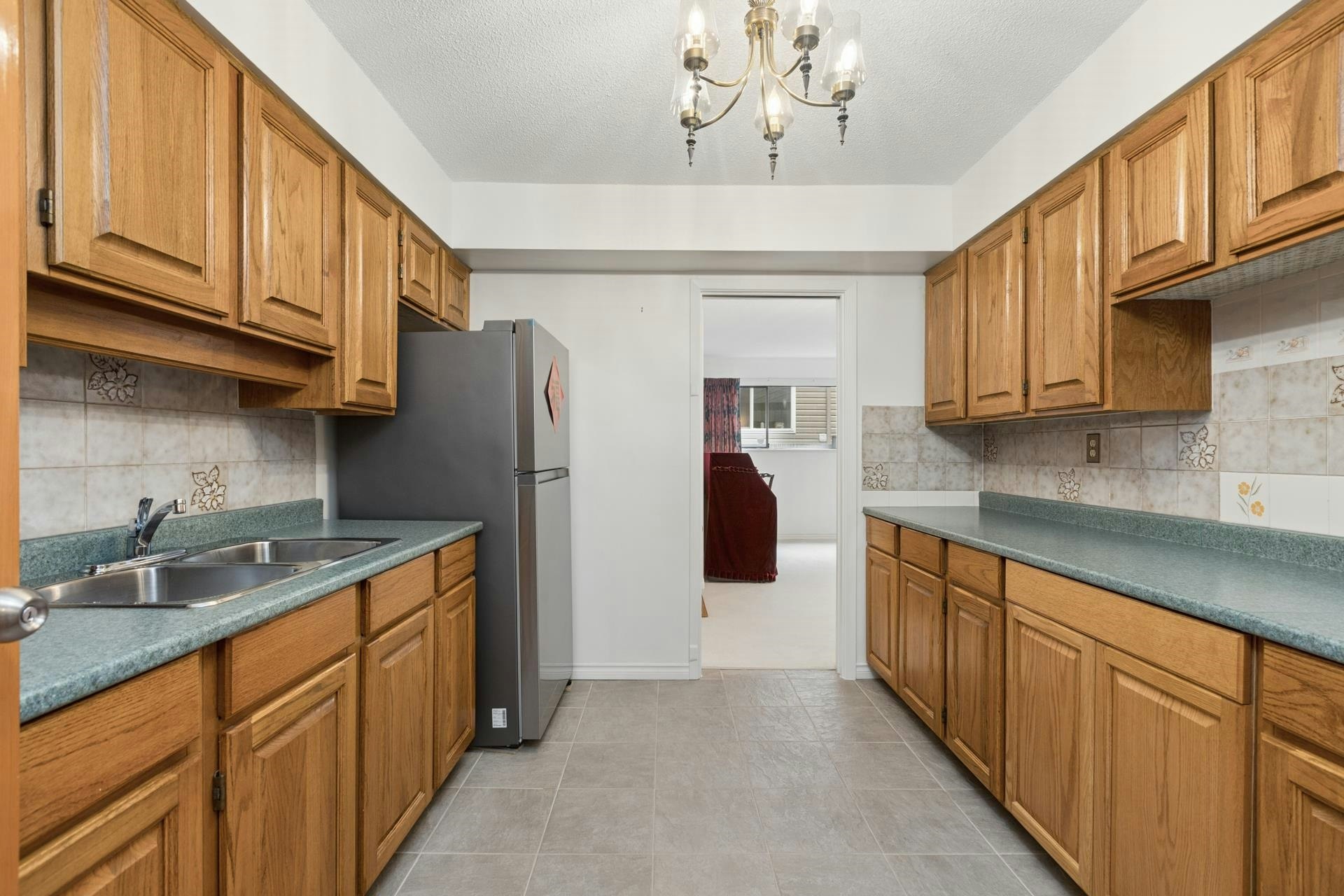 5609 White Pine Lane, North Vancouver, BC, V7R 4S1 - 29