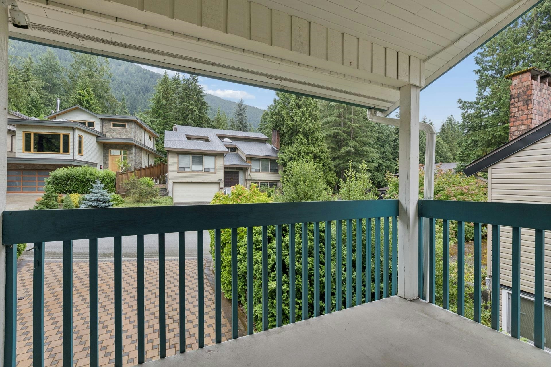 5609 White Pine Lane, North Vancouver, BC, V7R 4S1 - 9