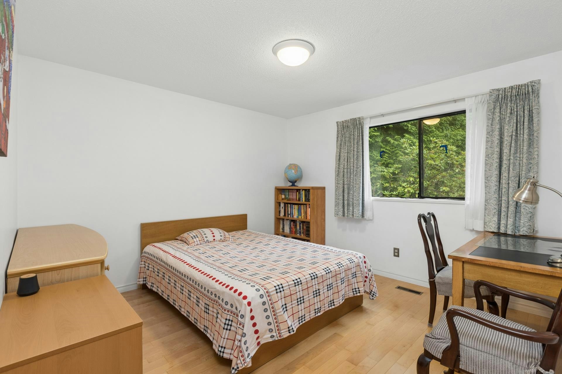 5609 White Pine Lane, North Vancouver, BC, V7R 4S1 - 25
