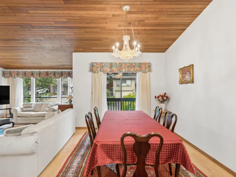 5609 White Pine Lane, North Vancouver, BC, V7R 4S1 - 8