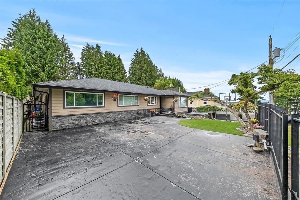 1360 Everall Street, Surrey, BC, V4B 3S6 - 3