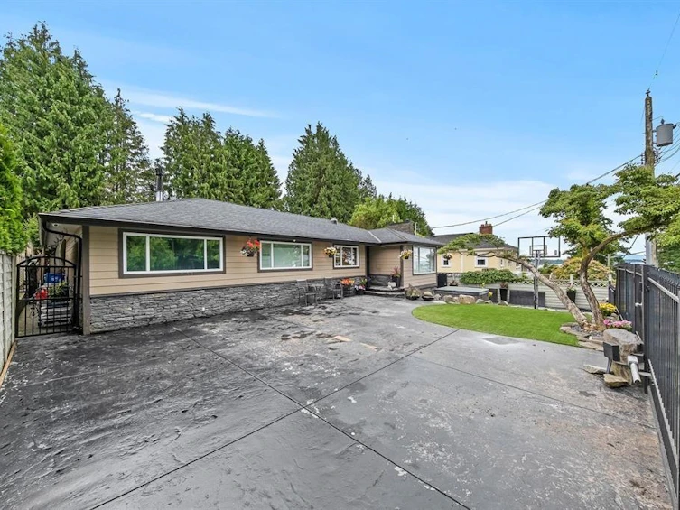1360 Everall Street, Surrey, BC, V4B 3S6 - 3