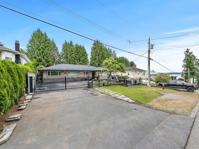 1360 Everall Street - 5