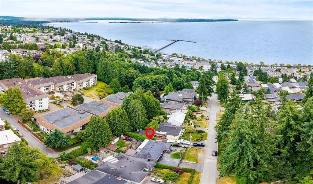 1360 Everall Street, Surrey, BC, V4B 3S6 - 11