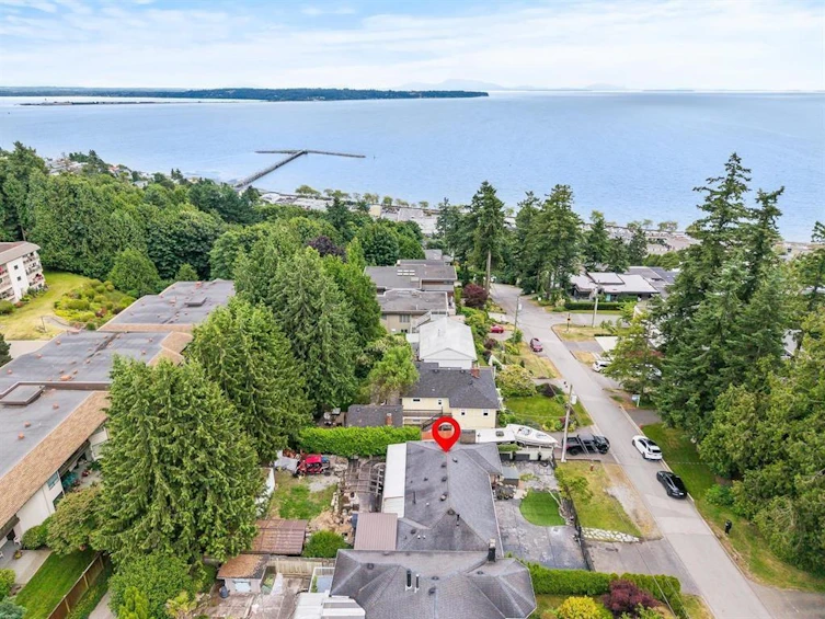 1360 Everall Street, Surrey, BC, V4B 3S6 - 2