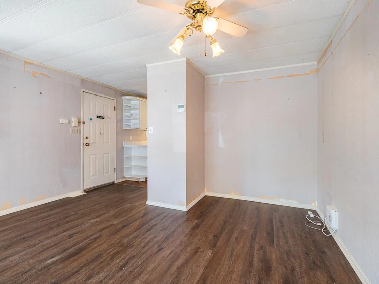 56-145 King Edward Street, Coquitlam, BC, V3K 6L4 - 3