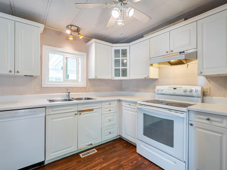 56-145 King Edward Street, Coquitlam, BC, V3K 6L4 - 14