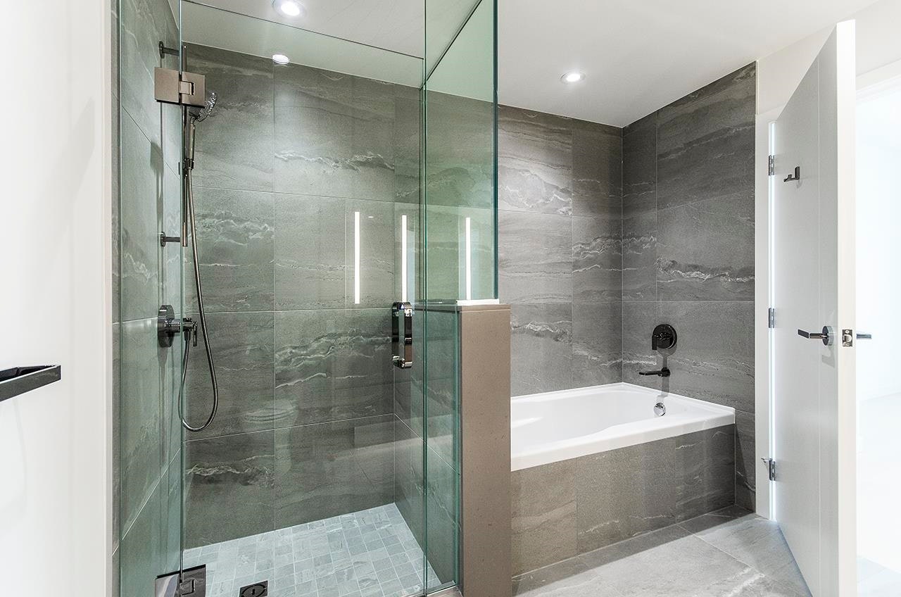 601-785 Harbour Way, North Vancouver, BC, V7P 0G3 - 11