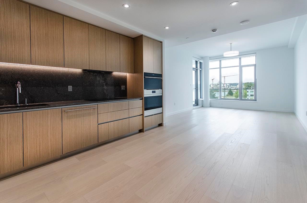 601-785 Harbour Way, North Vancouver, BC, V7P 0G3