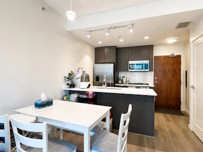 703-3333 Sexsmith Road - 5