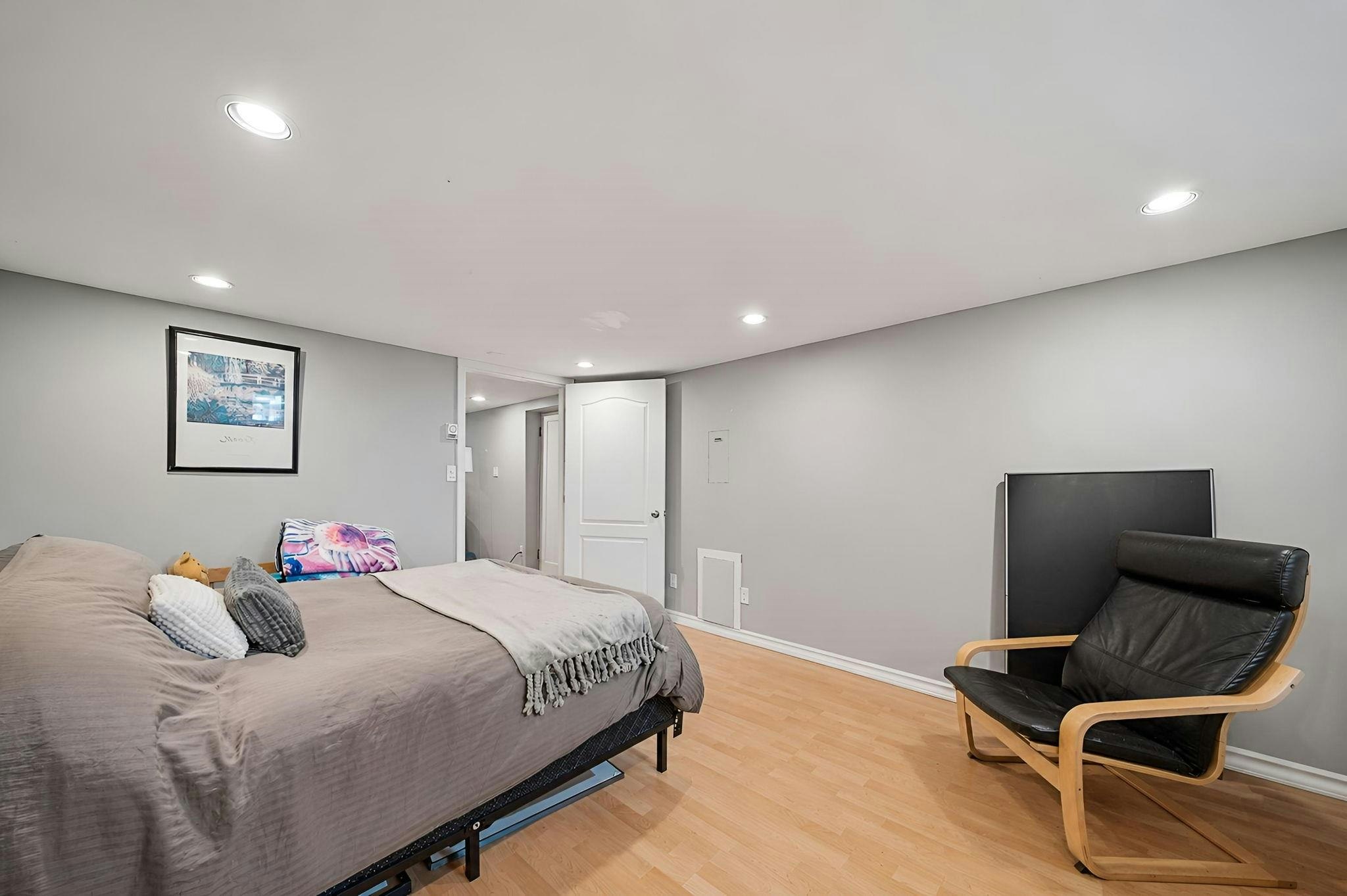 306 Ninth Avenue, New Westminster, BC, V3L 2A1 - 19