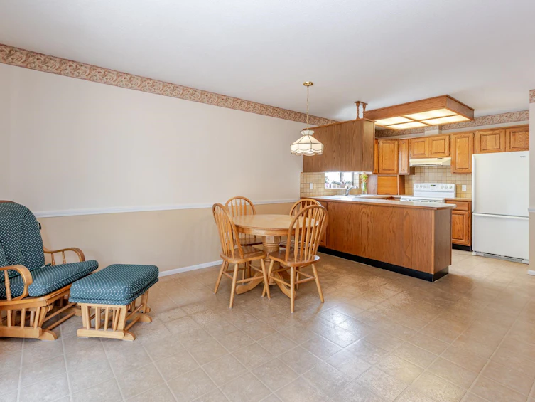 434 Alouette Drive, Coquitlam, BC, V3C 4Y8 - 13