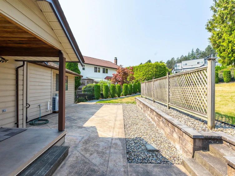 434 Alouette Drive, Coquitlam, BC, V3C 4Y8 - 35