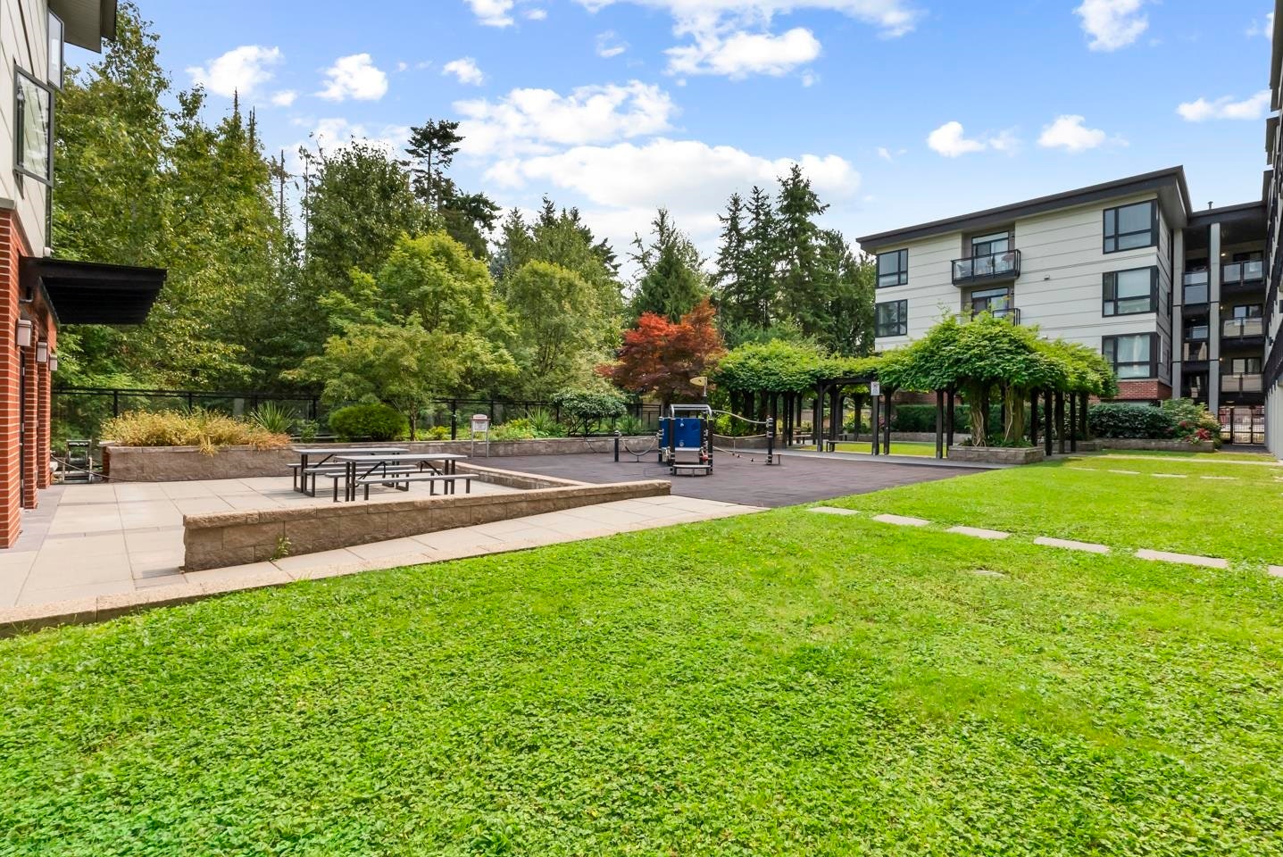 406-14358 60 Avenue, Surrey, BC, V3X 0G3 - 33