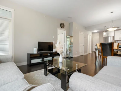 406-14358 60 Avenue - 4