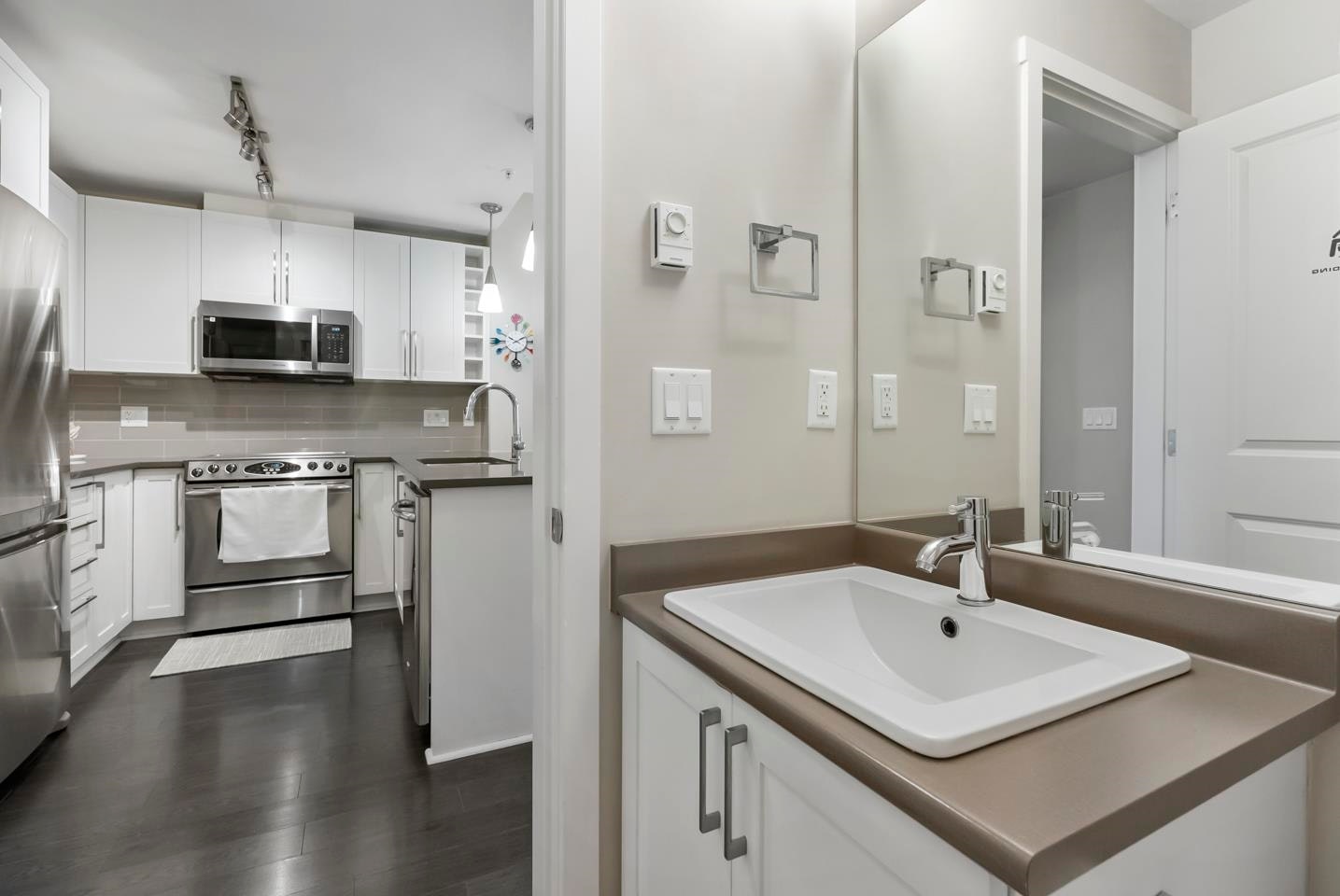 406-14358 60 Avenue, Surrey, BC, V3X 0G3 - 13