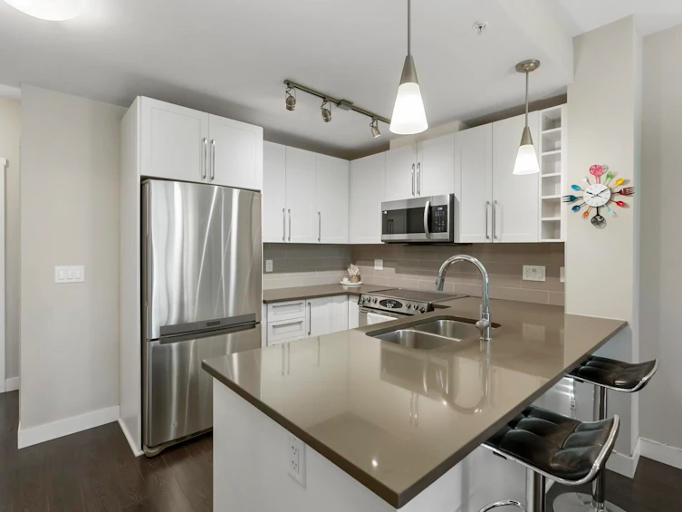 406-14358 60 Avenue, Surrey, BC, V3X 0G3 - 9