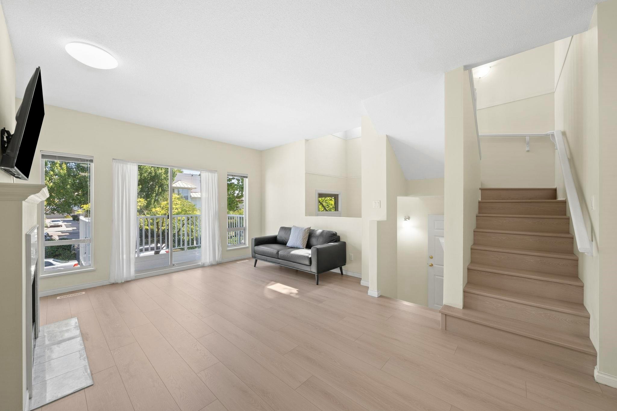 3-12891 Jack Bell Drive - 4