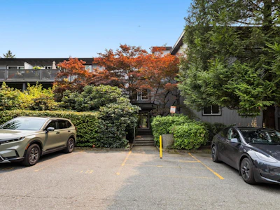 239-202 Westhill Place - 2
