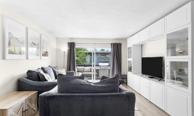 239-202 Westhill Place