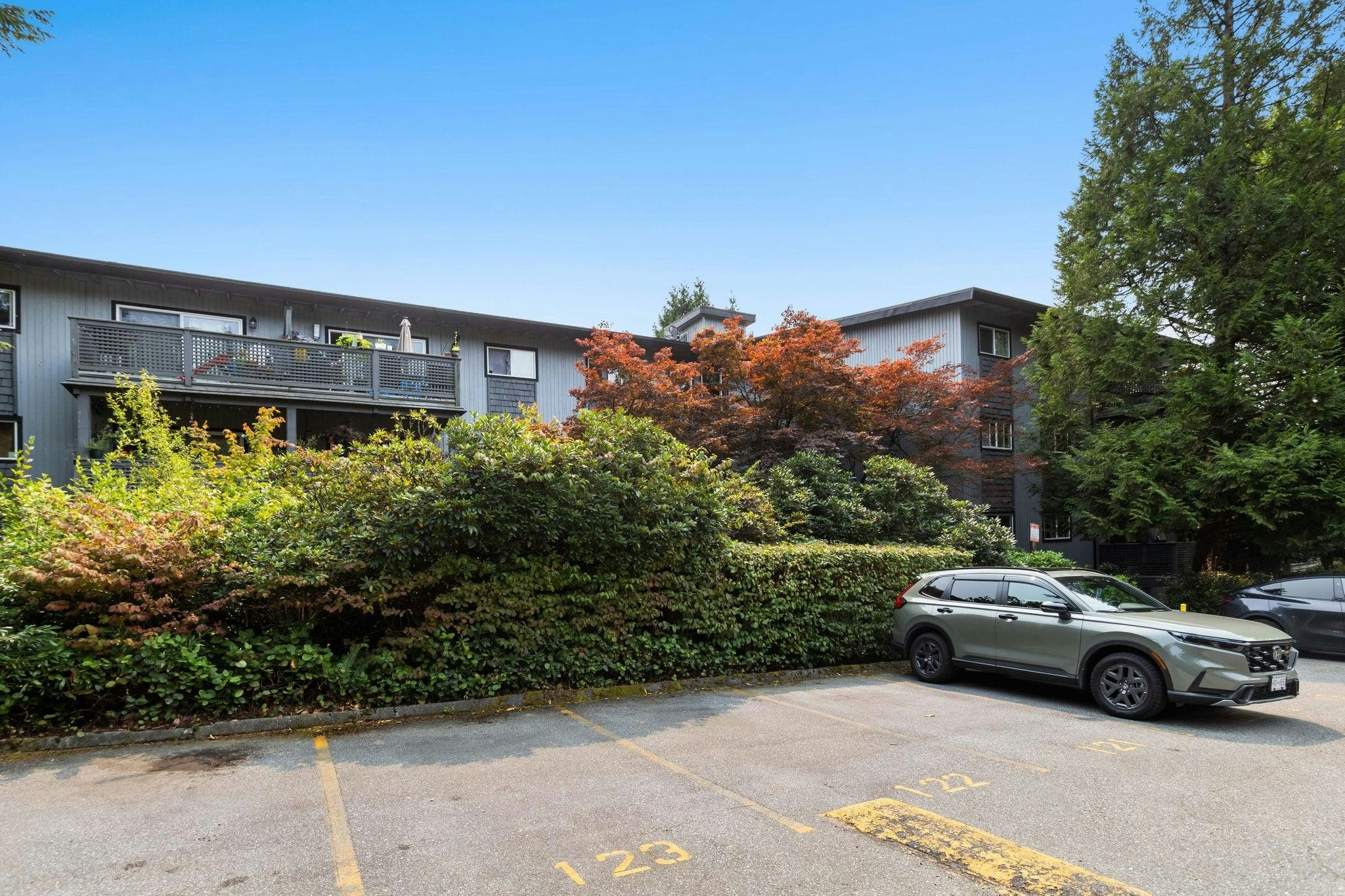 239-202 Westhill Place - 3