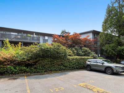 239-202 Westhill Place - 3