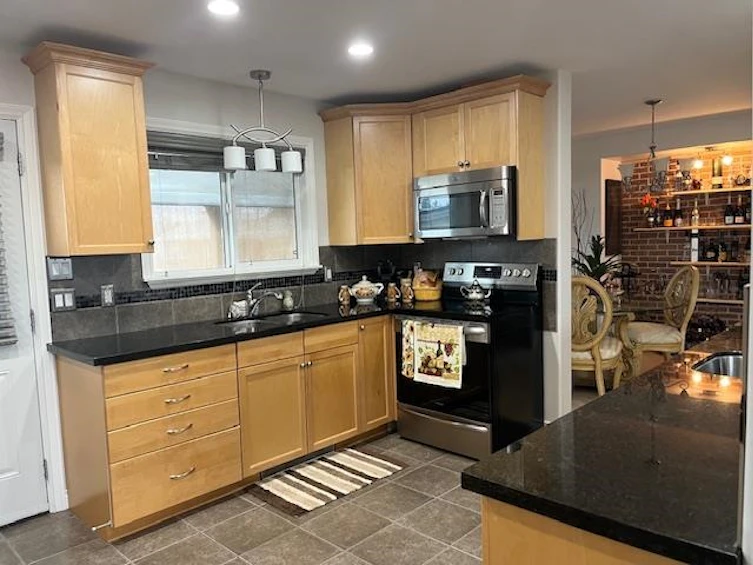 7055 Sesame Street, Chilliwack, BC, V2R 3T3 - 4