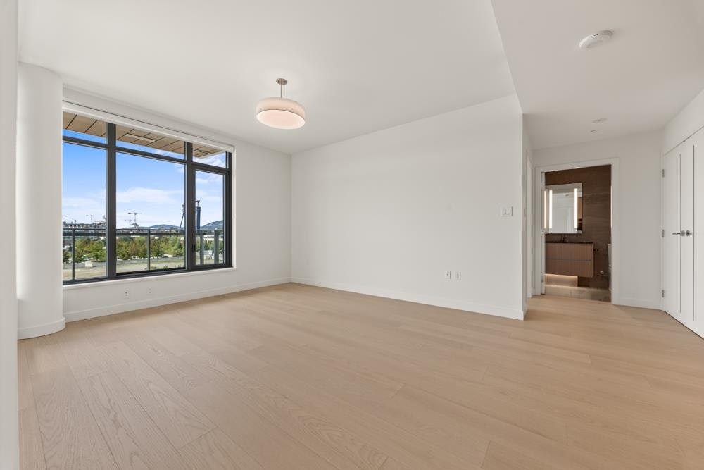 501-785 Hourbour Way, North Vancouver, BC, V7P 0G3 - 11